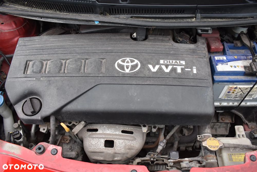 Toyota Yaris 1.33 VVT-i Executive - 28