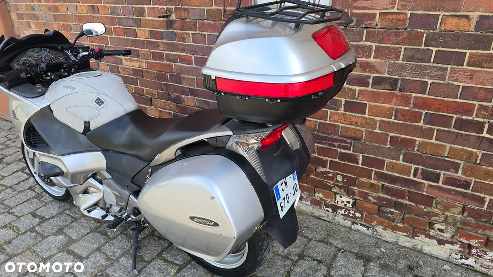 Honda Deauville - 17