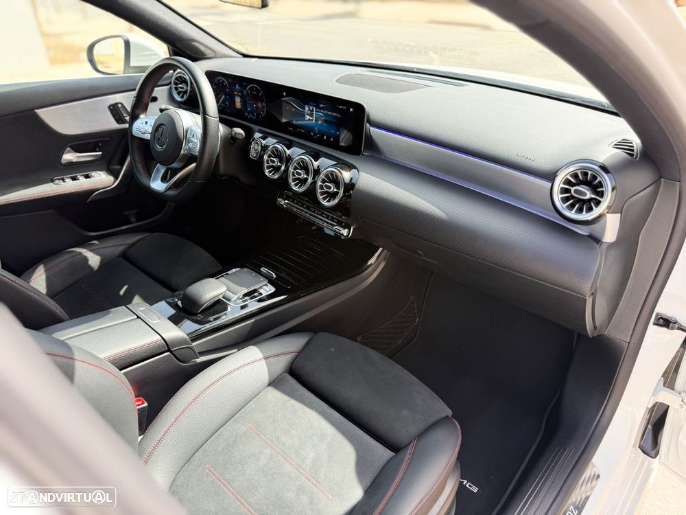 Mercedes-Benz A 180 Limousine d AMG Line Aut. - 31