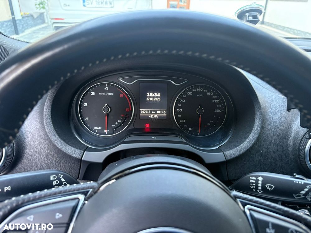 Audi A3 Sportback 2.0 TDI S tronic S line Sportpaket - 7