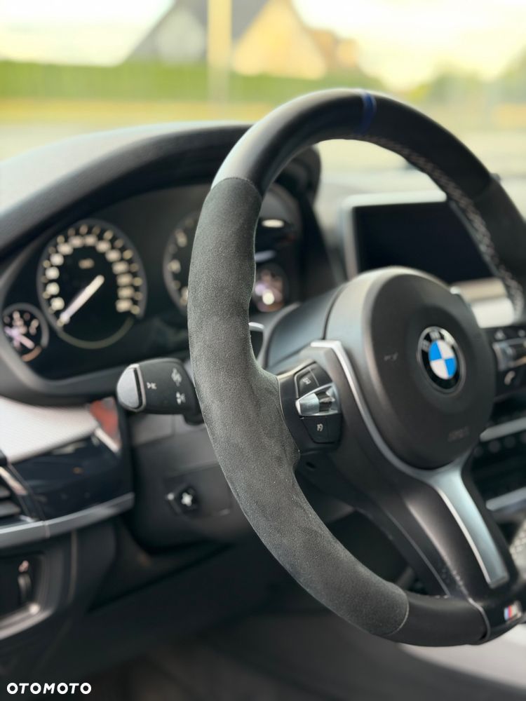 BMW X5 xDrive30d Sport-Aut - 24