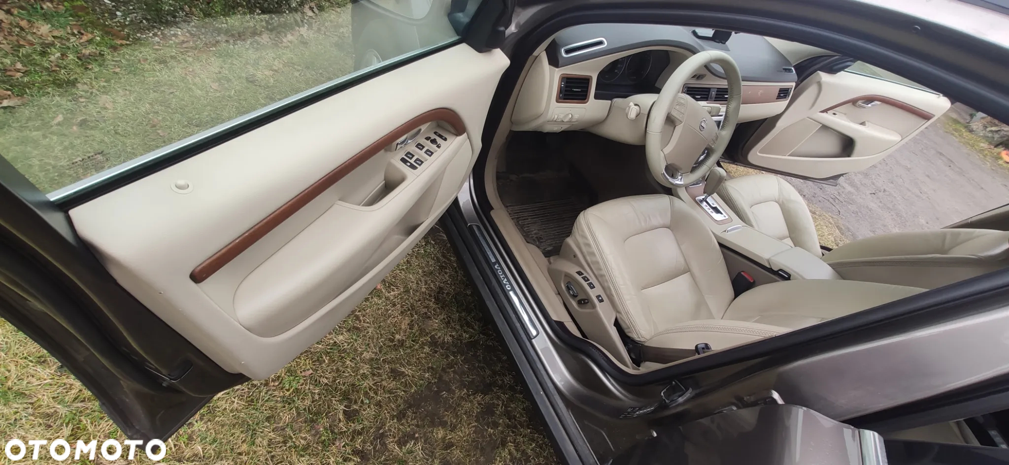 Volvo XC 70 D5 AWD Summum - 10