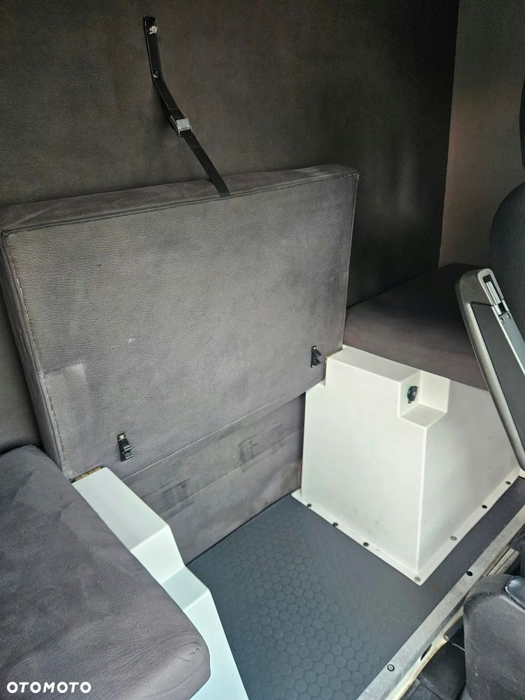 Iveco DAILY - 20