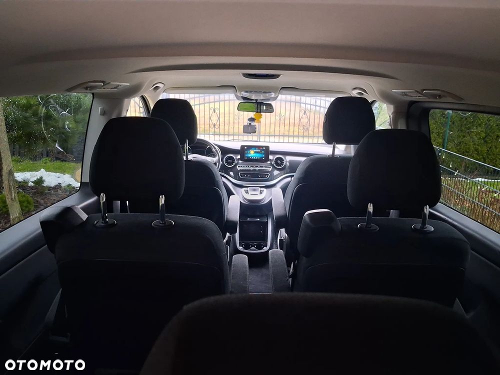 Mercedes-Benz Klasa V 250 d Extralang 9G-TRONIC Avantgarde Edition 2020 - 10