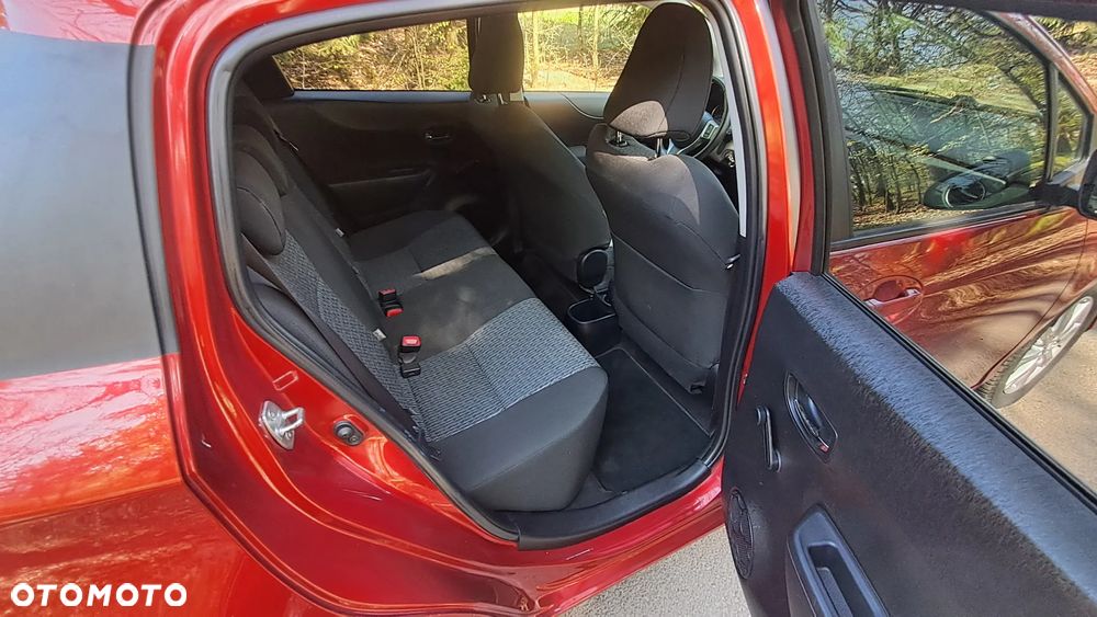 Toyota Yaris - 8