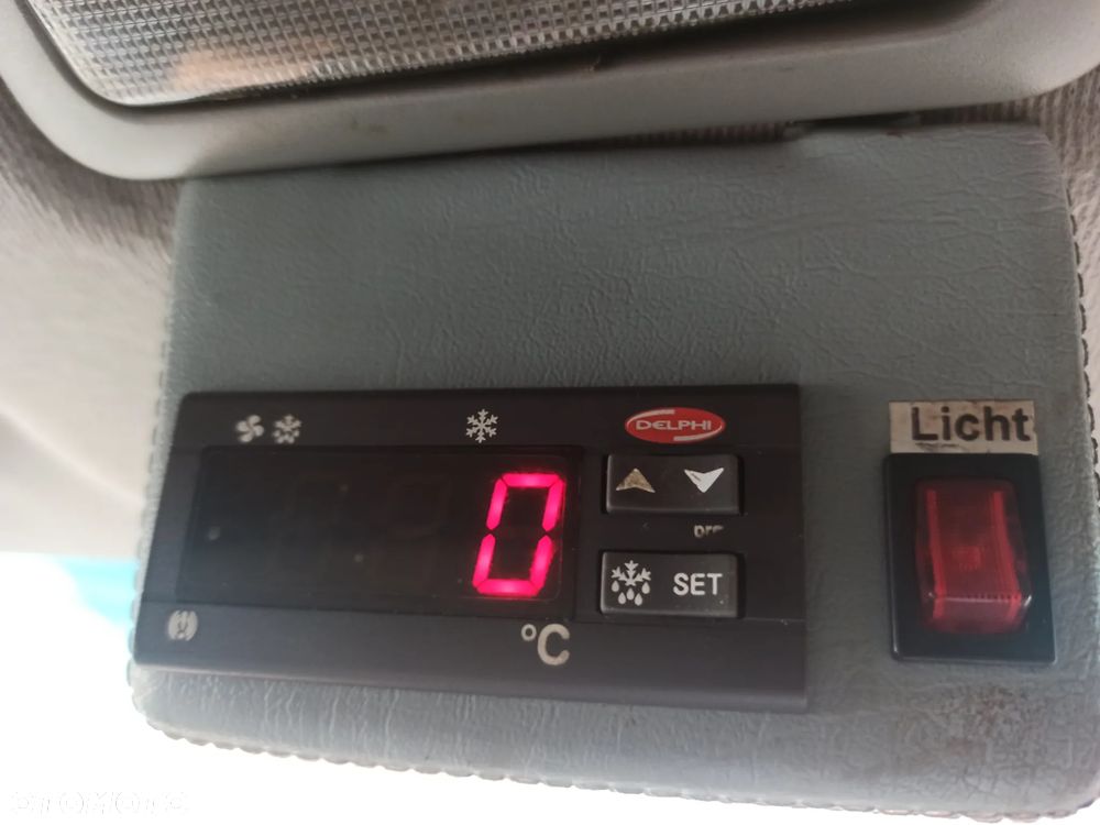Renault TRAFIC - 7
