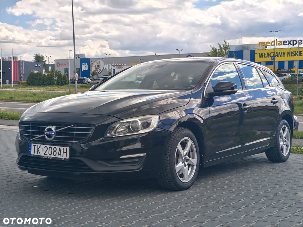 Volvo V60 D3 Drive-E Dynamic Edition (Momentum) - 2