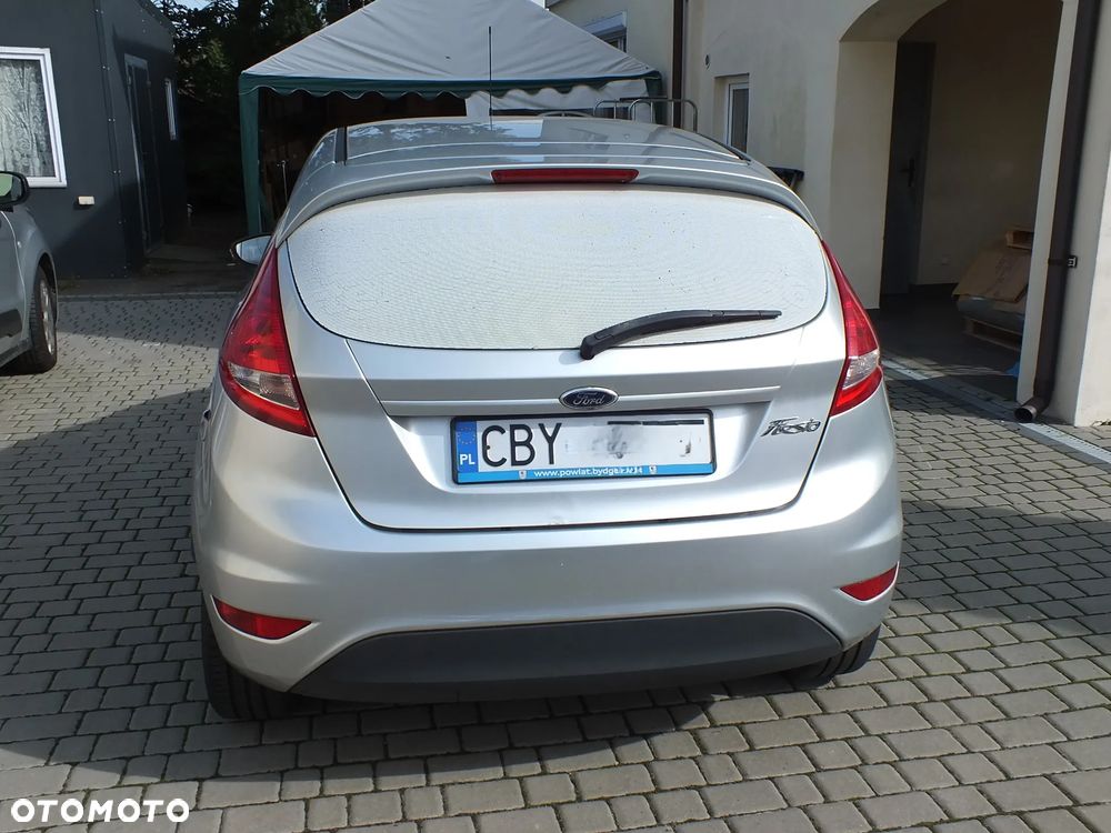 Ford Fiesta - 5