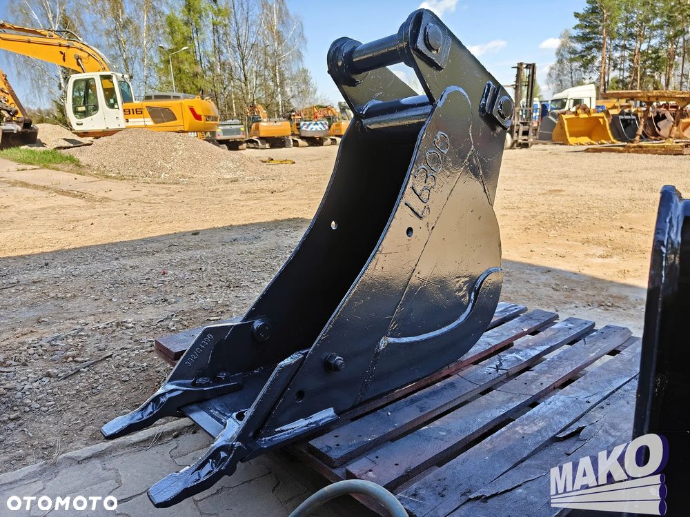 Łyżka 30cm do koparki Miller fi 45 - 1