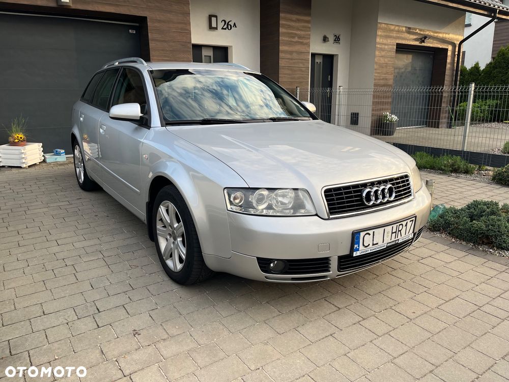 Audi A4 Avant - 1