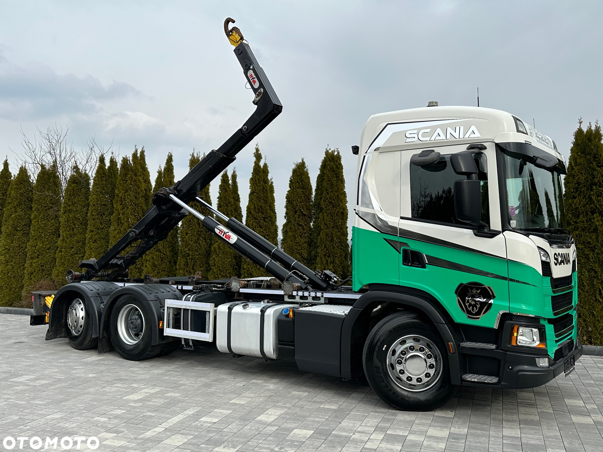 Scania / G450 / 6X2 / HAKOWIEC / HYVA 22.60.SK  / Oś-SKRĘTNA-PODNOSZONA / - 10
