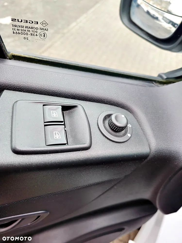 Renault Trafic - 17