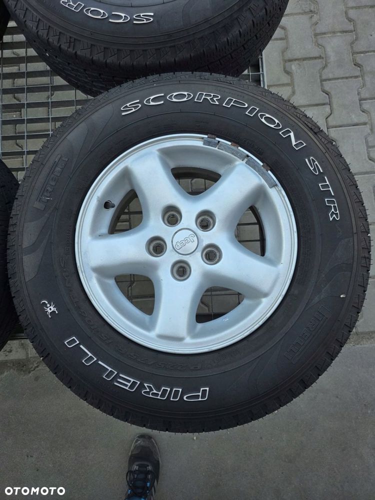 JEEP GRAND CHEROKEE KOŁA FELGI ALUMINIOWE R15 OPONY PIRELLI 225/75 - 2