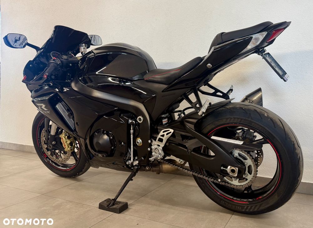 Suzuki GSX-R - 6