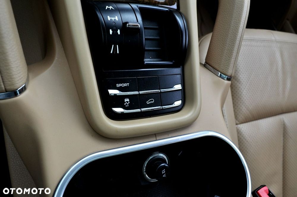 Porsche Cayenne Diesel - 24