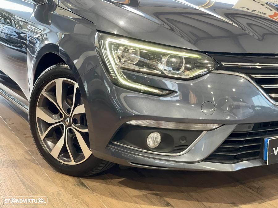 Renault Mégane Sport Tourer - 6