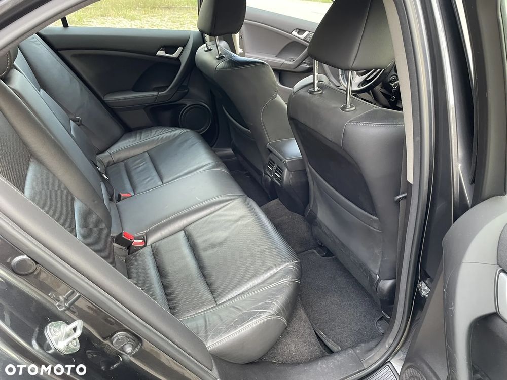 Honda Accord 2.4 Executive - 9