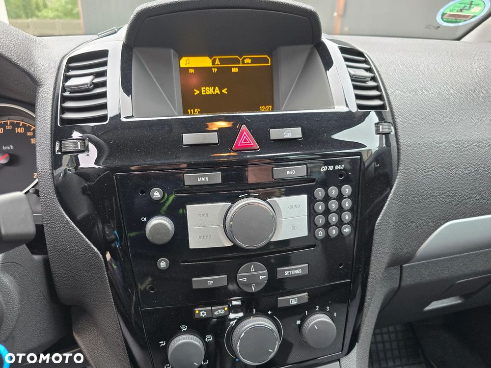 Opel Zafira - 18
