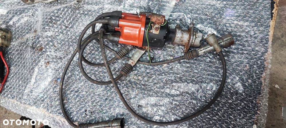 Aparat zapłonowy 0231178011 Volvo Penta B20 AQ130 części Volvo Penta - 1