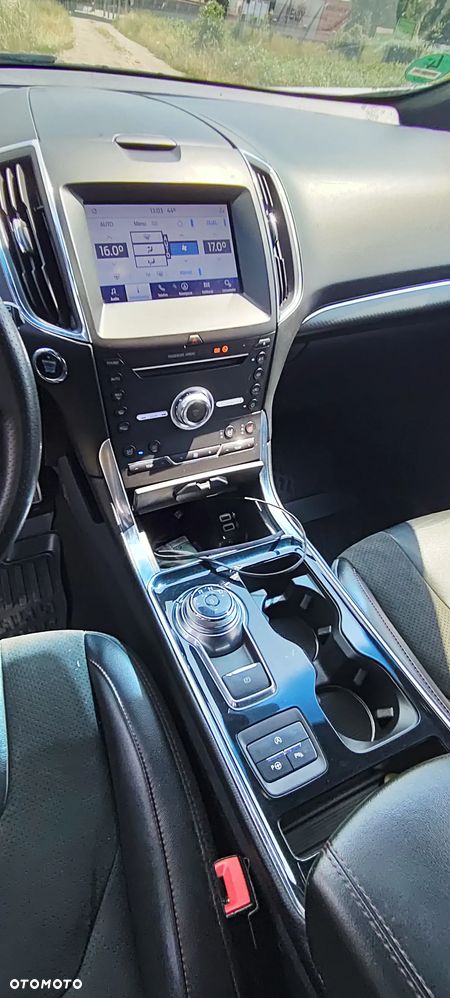 Ford Edge 2.0 EcoBlue Bi-Turbo 4x4 ST-LINE - 9