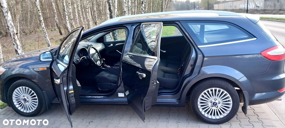 Ford Mondeo 2.0 Titanium - 12