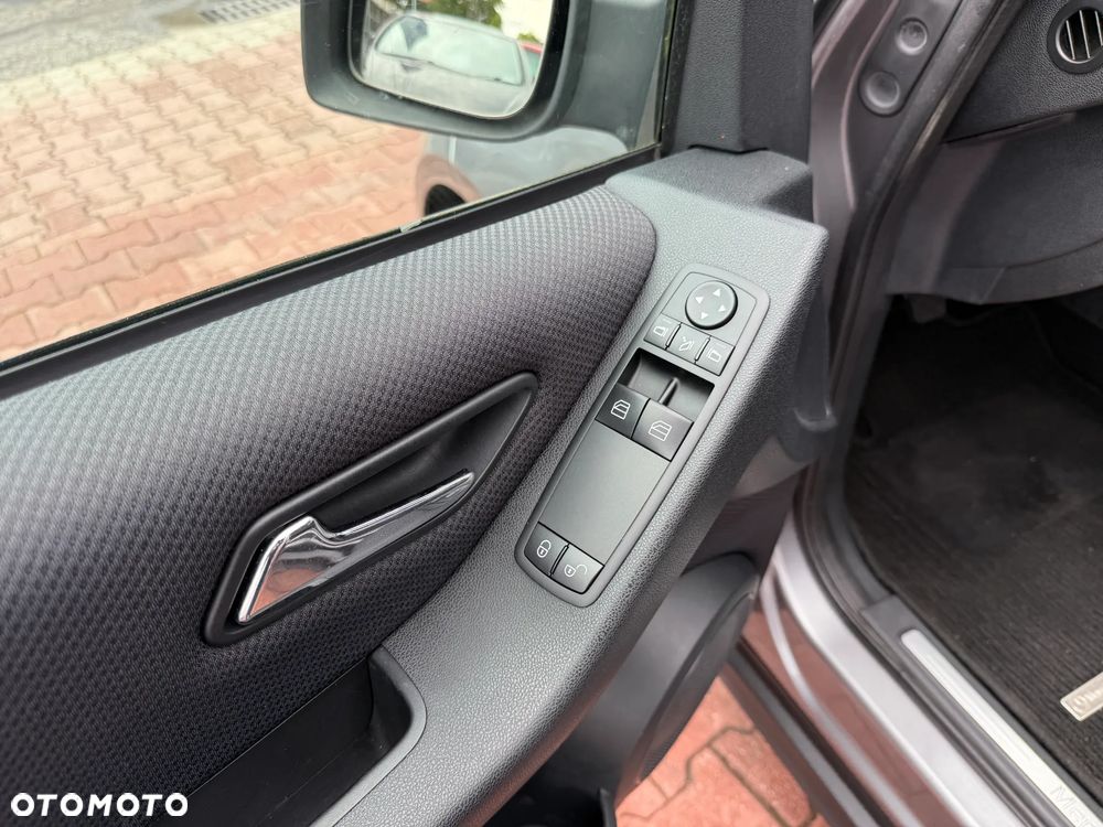 Mercedes-Benz Klasa A 150 BlueEFFICIENCY Elegance - 13