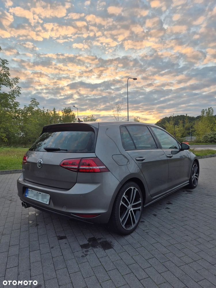 Volkswagen Golf 2.0 TDI BMT GTD - 6