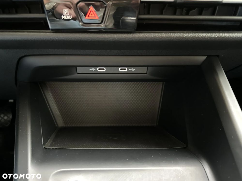 Volkswagen Golf 2.0 TDI Life - 24