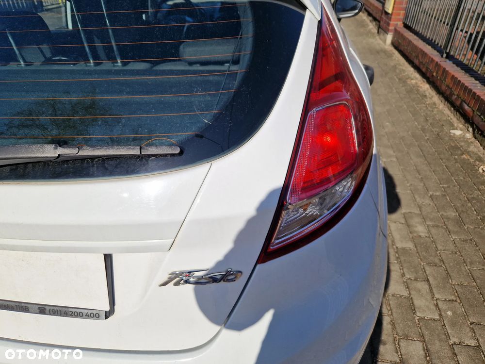 Ford Fiesta 1.25 Silver X (Ambiente) EU6 - 9