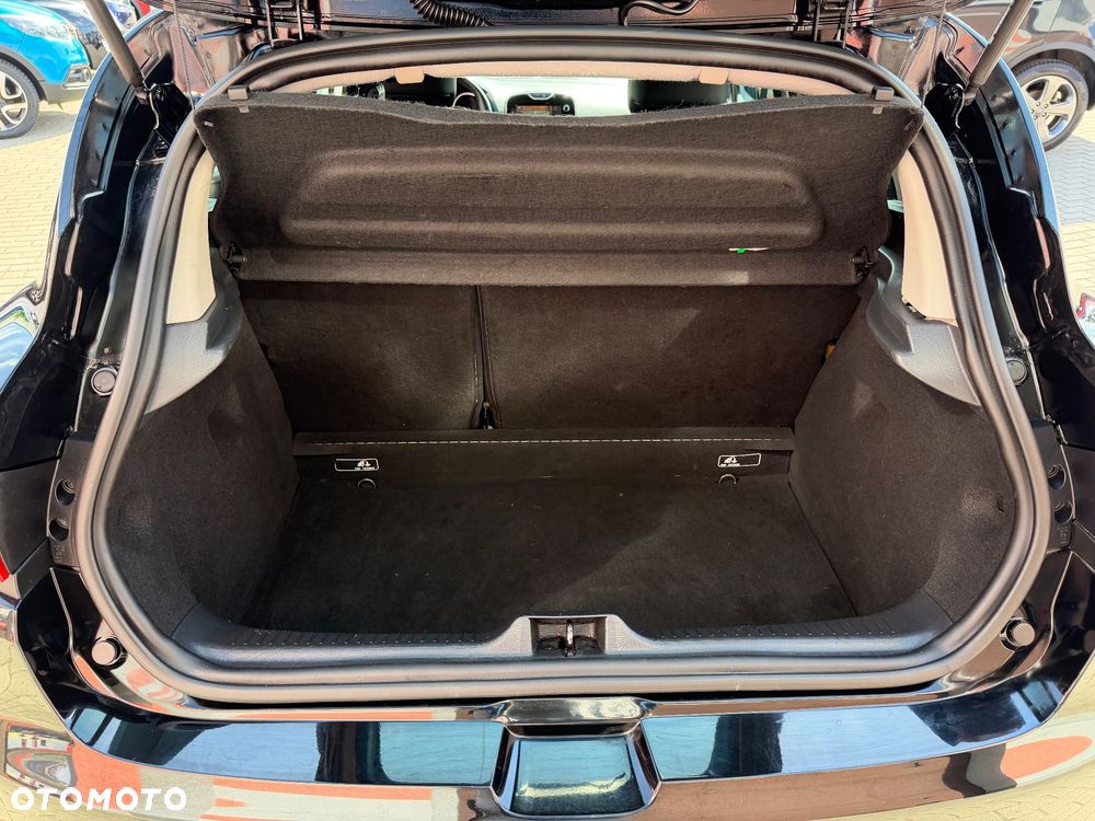 Renault Clio TCe 90 Limited - 17