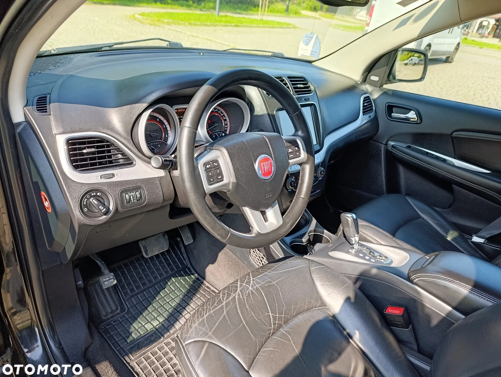 Fiat Freemont 2.0 Multijet Urban AWD - 13