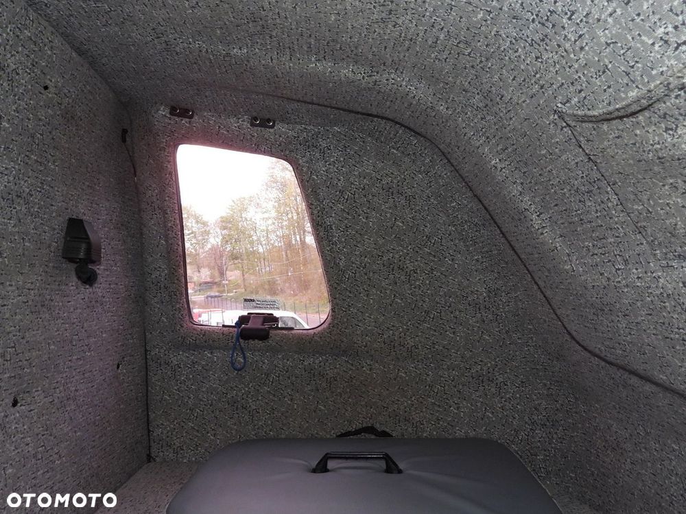 Mercedes-Benz SPRINTER 316  8 PALET PLANDEKA WINDA TEMPOMAT KLIMATYZACJA  160KM - 40