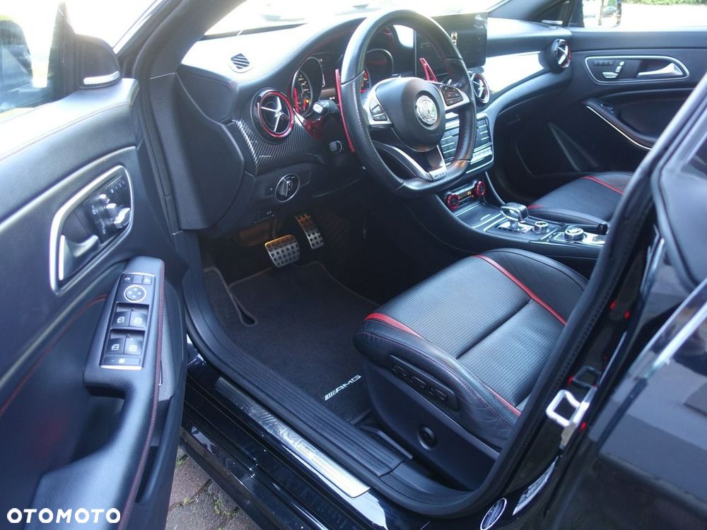 Mercedes-Benz CLA AMG 45 4Matic AMG Speedshift DCT 7G AMG Night Edition - 10