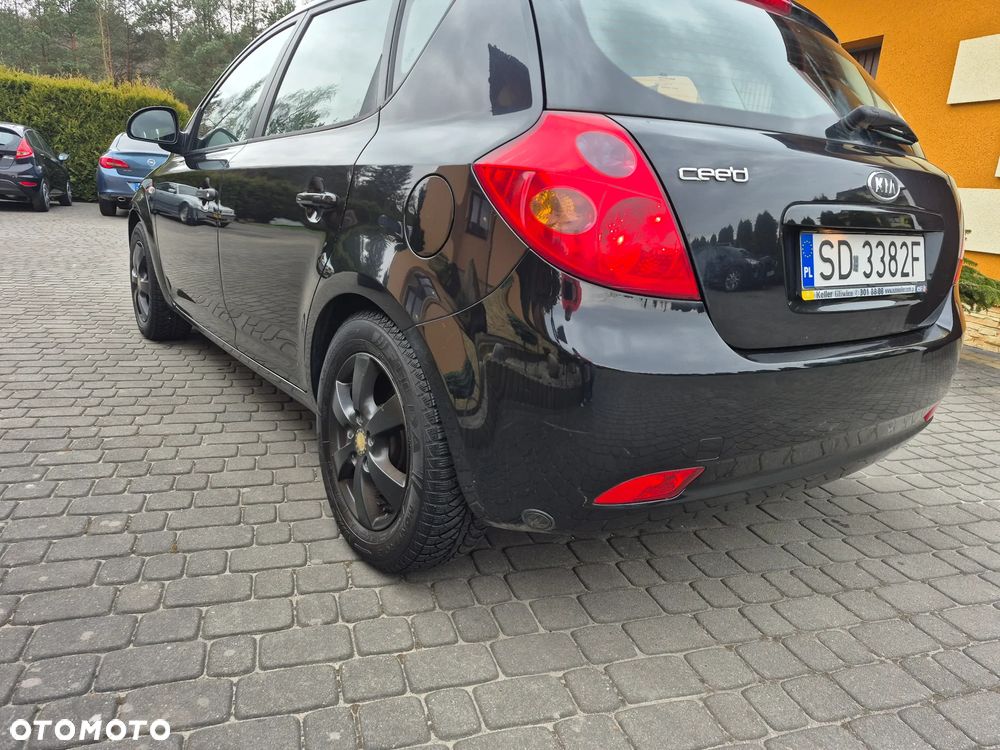 Kia Ceed 1.4 Comfort - 4