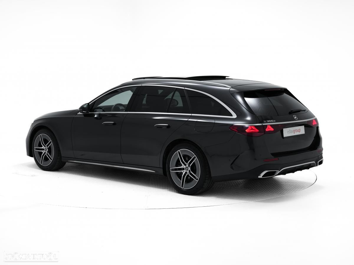 Mercedes-Benz E 300 T 9G-TRONIC AMG Line - 4