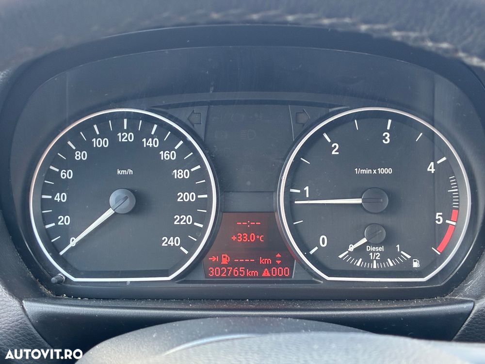 BMW Seria 1 116d - 15