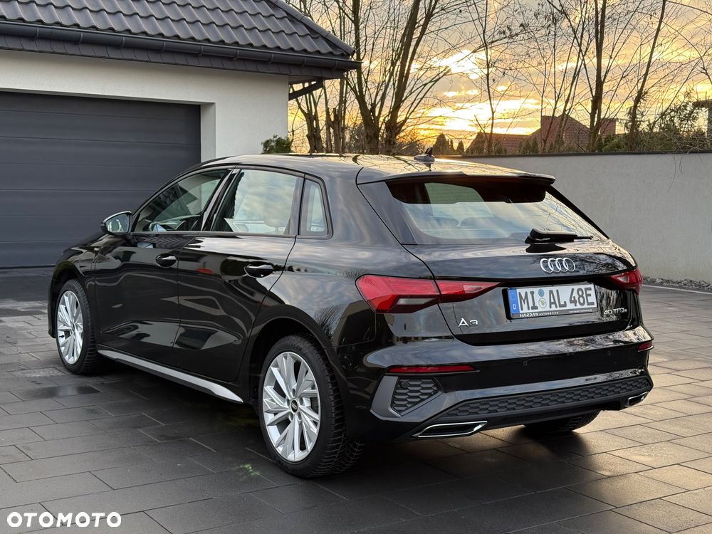 Audi A3 Sportback 40 TFSIe S tronic S line - 11