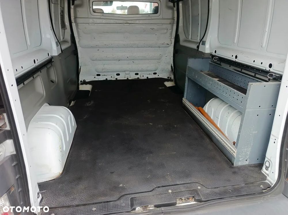 Opel VIVARO - 23
