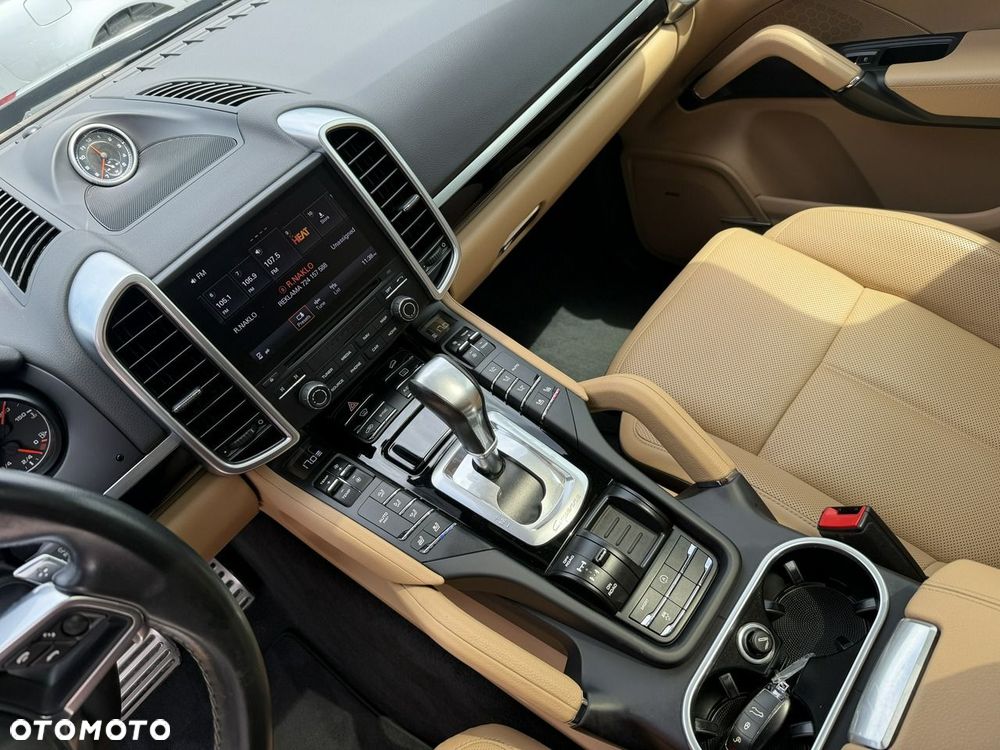 Porsche Cayenne S - 21