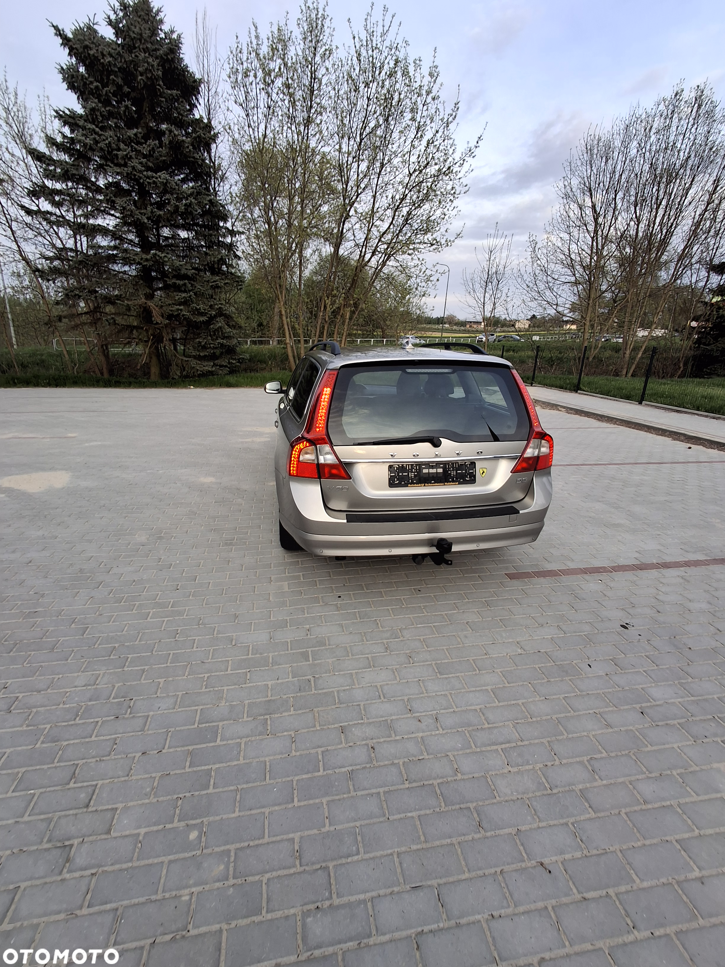 Volvo V70 D3 Momentum - 7