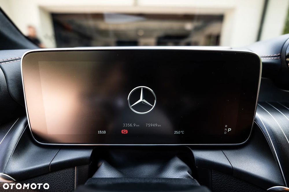 Mercedes-Benz GLC 300 d mHEV 4-Matic AMG Line - 11