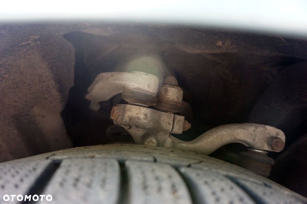 ZWROTNICA PIASTA LEWY PRZÓD A6 C6 3.0 TDI  AUDI 2004-2008 - 1