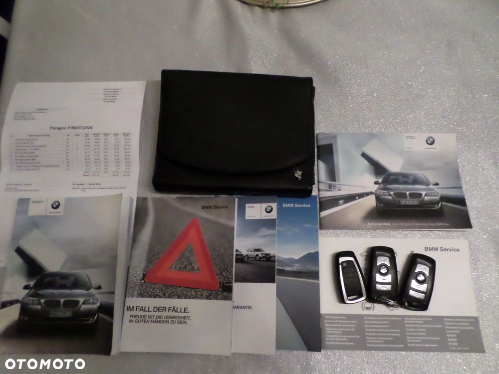 BMW Seria 5 520d - 34