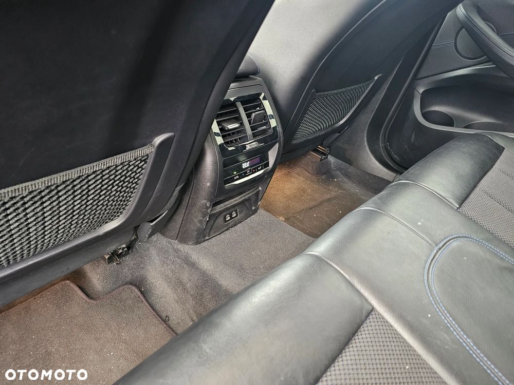 BMW X3 xDrive20d M Sport - 20