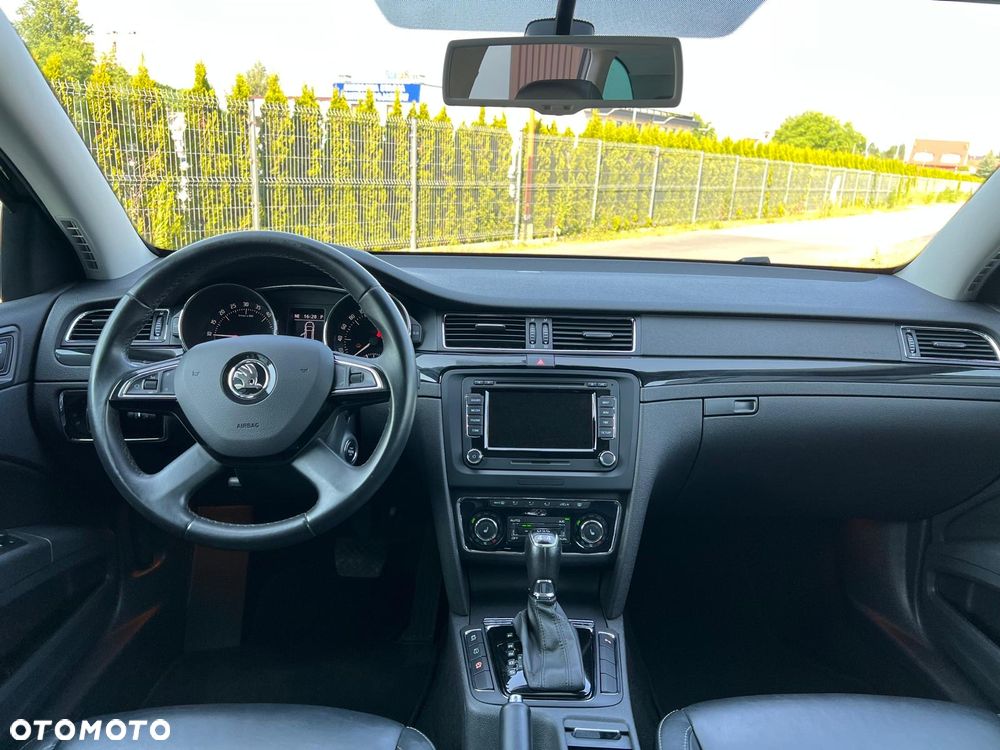 Skoda Superb 2.0 TDI 4x4 Elegance DSG - 23