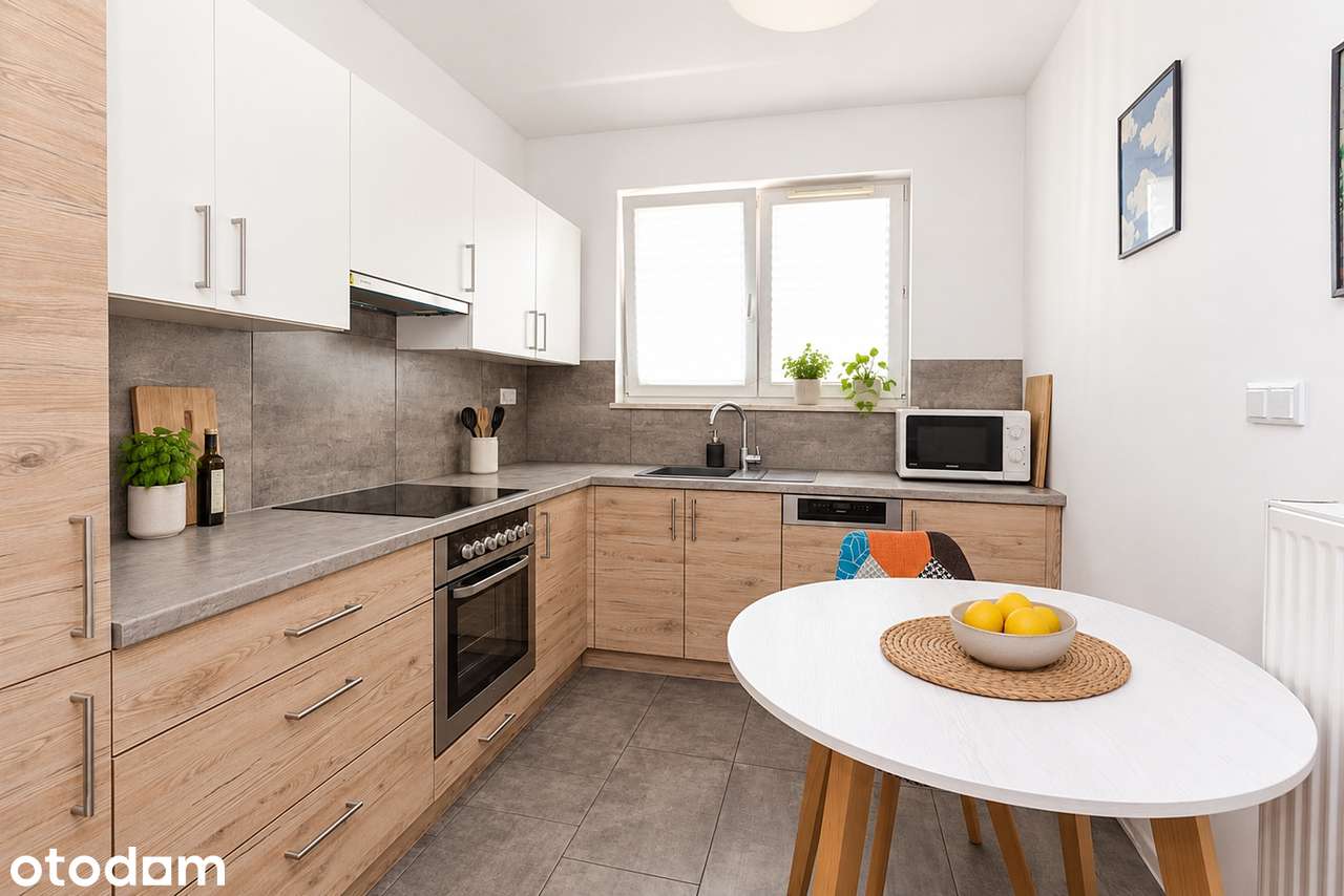 2 pokoje z oddzielną kuchnią i balkonem 8 m² | Metro Chrzanów