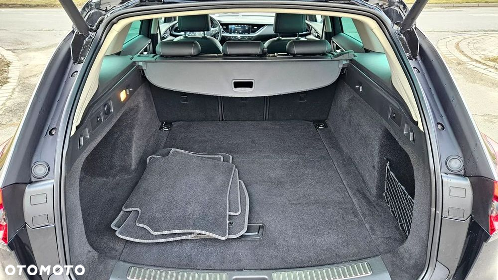Opel Insignia Sports Tourer 2.0 Diesel Automatik Business Innovation - 25