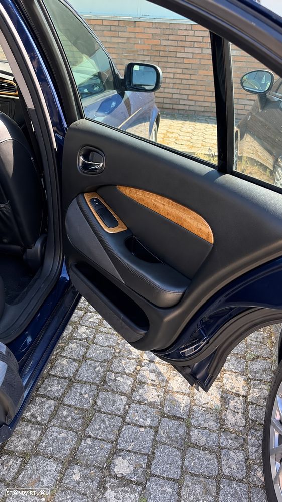 Jaguar S-Type 3.0 V6 Executive Auto. - 6