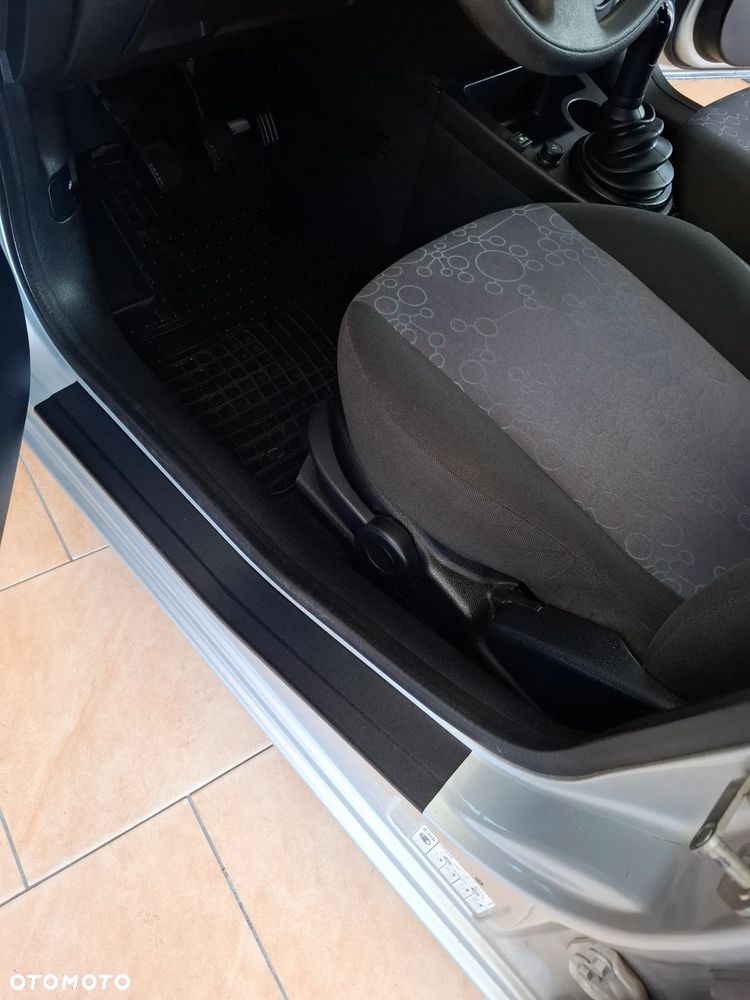Ford Fiesta 1.3 Style - 13