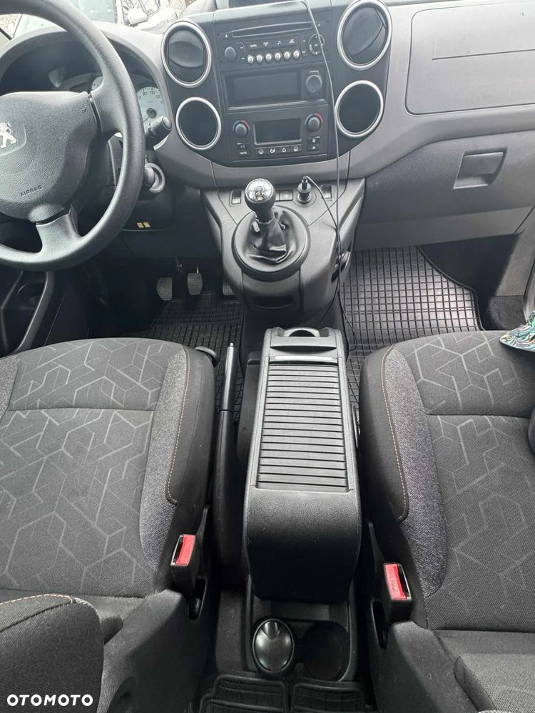 Peugeot Partner - 11
